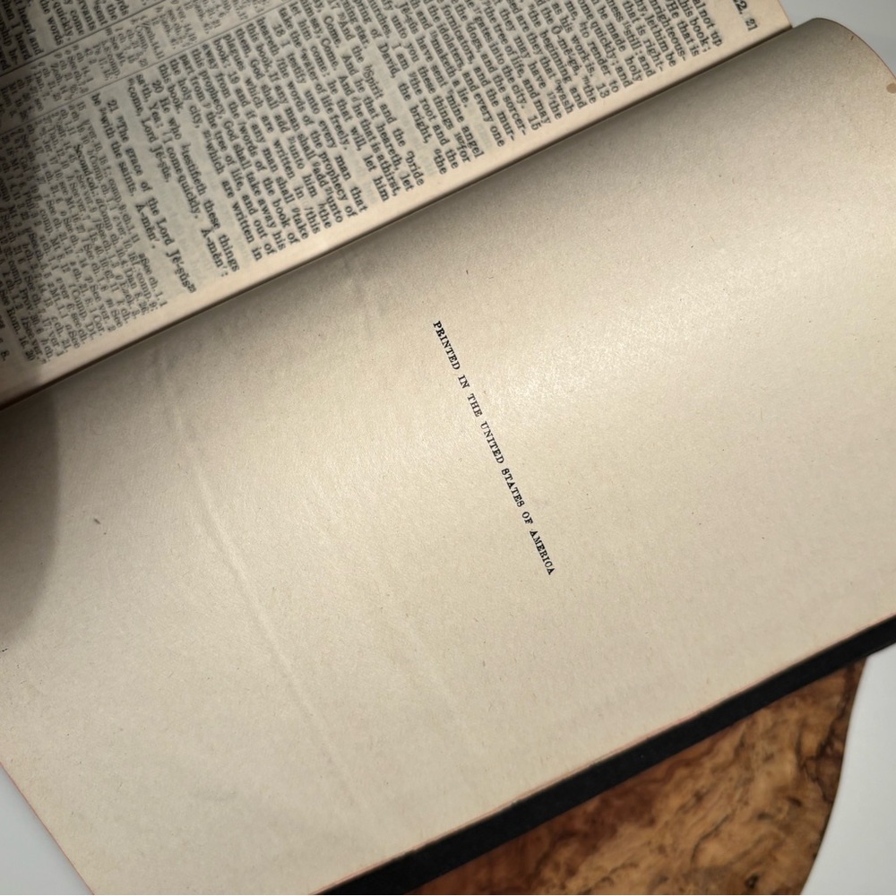 Antique ASV Bible w/ Maps & Early Print Details - Picture 5 of 16